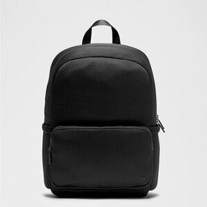Lululemon Everywhere Backpack 22L Knit Mesh- Crater Blue